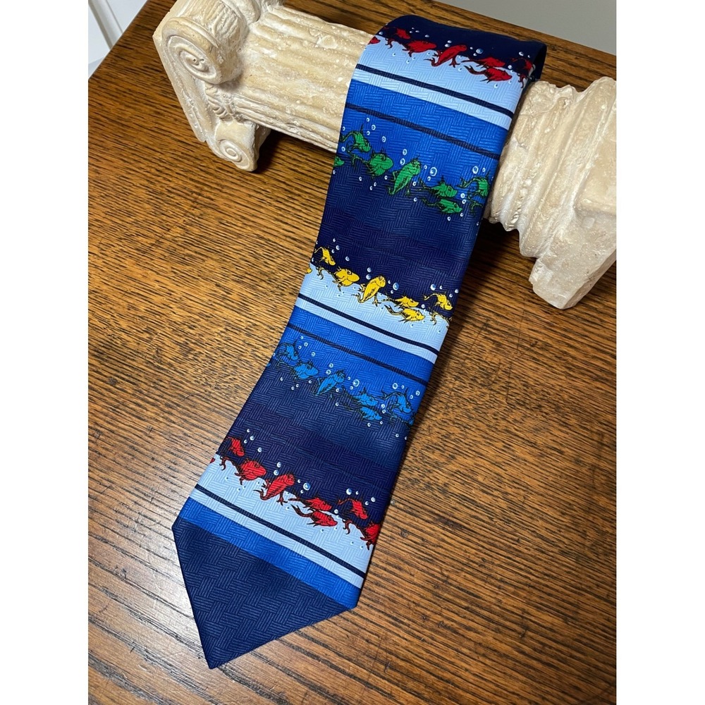 Dr Seuss Brand Mens Neck Tie Blue 1 Fish 2 Fish Red Fish Blue Fish Funny‎ Things
